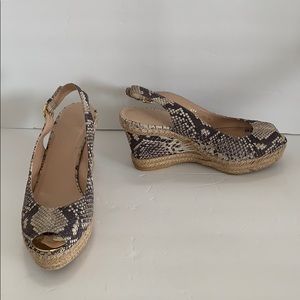 Stuart Weitzman peep toe sandals shoes size 8.5 M RARE HTF GORGEOUS Designer